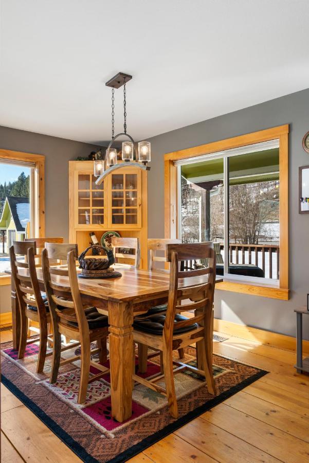 Wander Inn, 4 Bedroom 2 Bath, 5 Min To Downtown, Custom Home Leavenworth Bagian luar foto