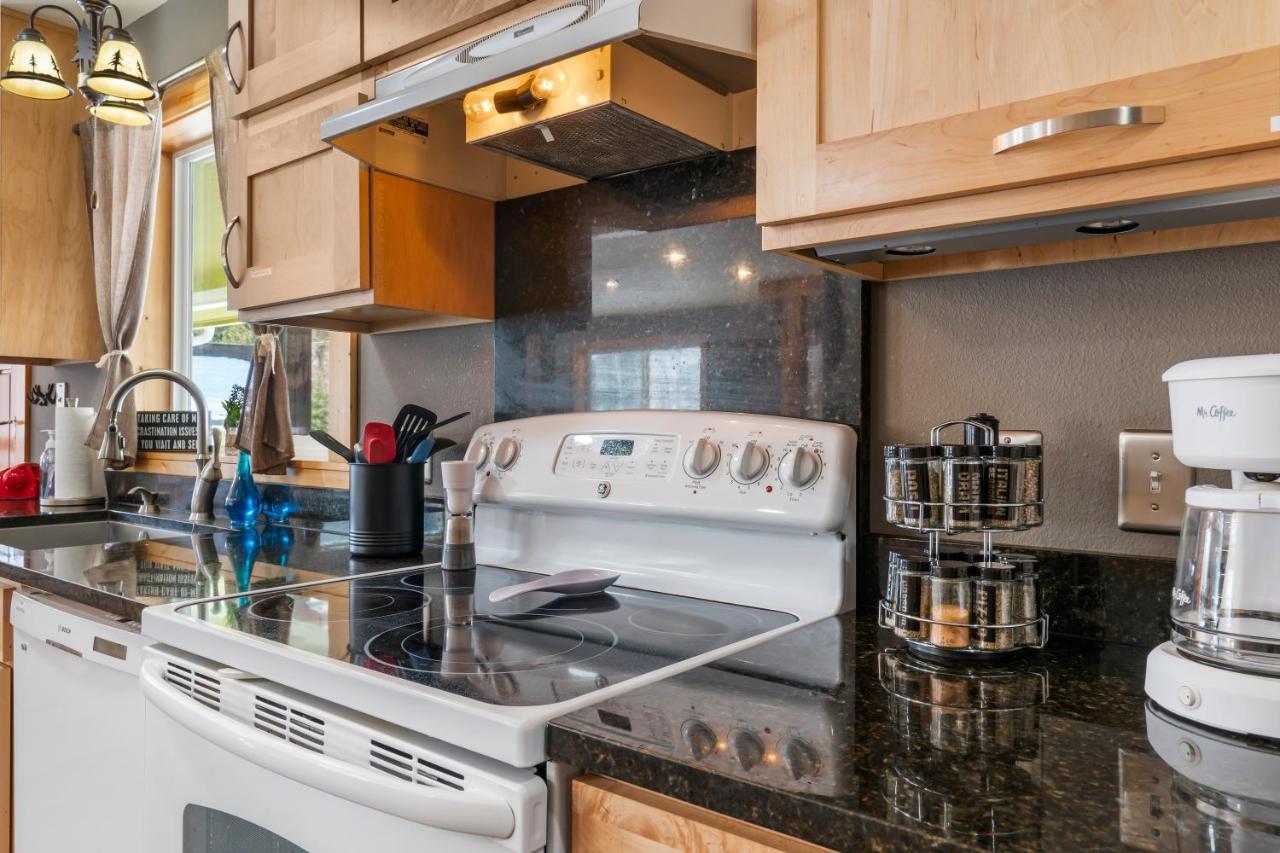 Wander Inn, 4 Bedroom 2 Bath, 5 Min To Downtown, Custom Home Leavenworth Bagian luar foto